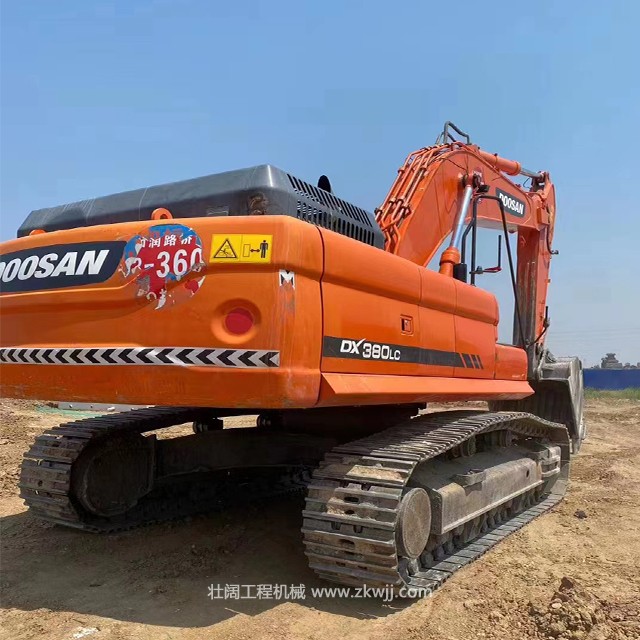 二手斗山DX380LC挖掘機(jī)